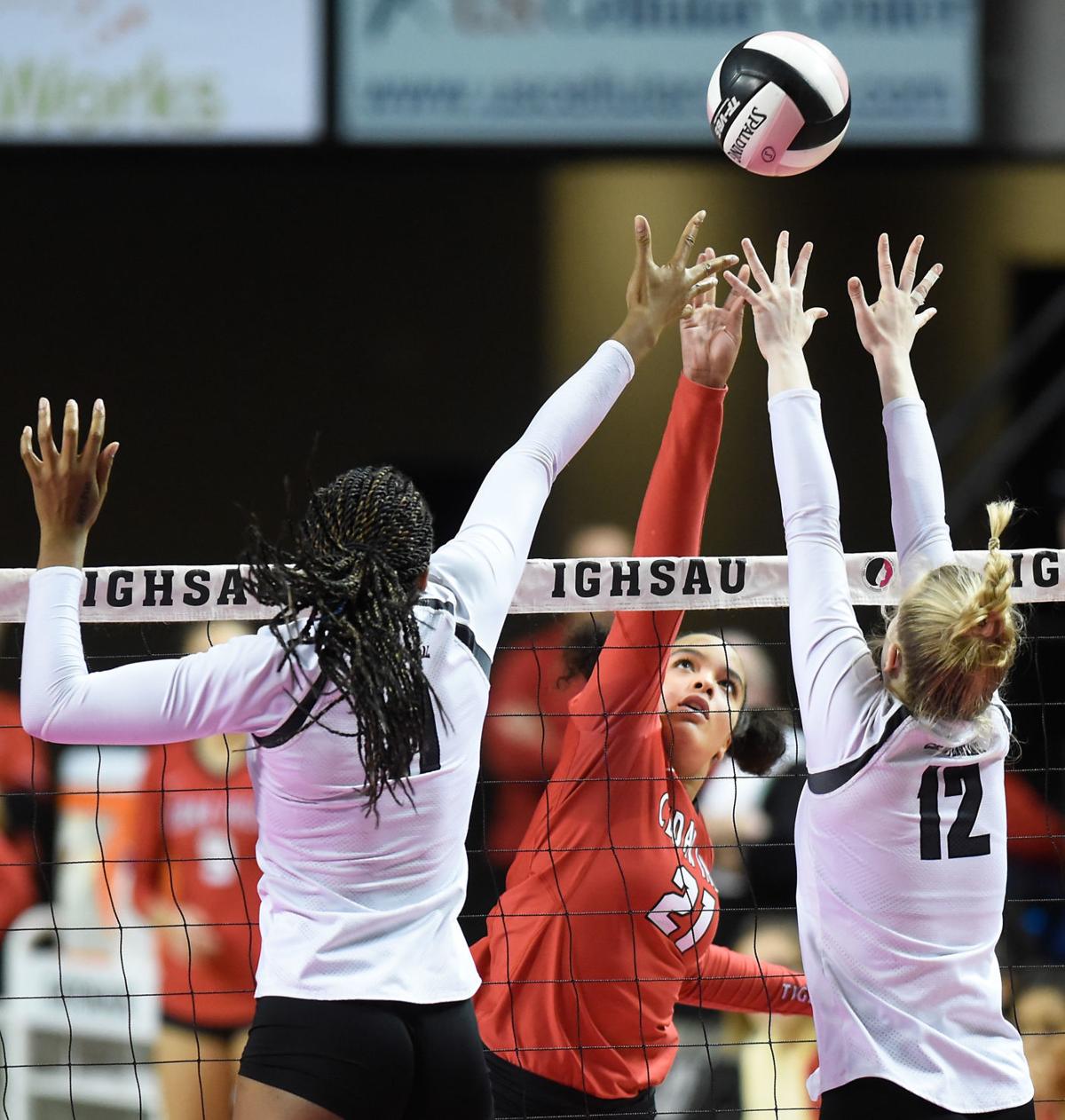 Iowa State Volleyball Cedar Falls vs. Ankeny Centennial