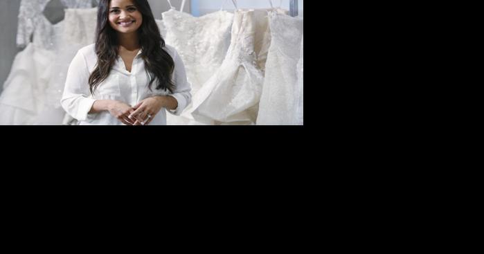 The Bachelor' Sean Lowe, Catherine Giudici exchange vows on live ..., image size:438x230