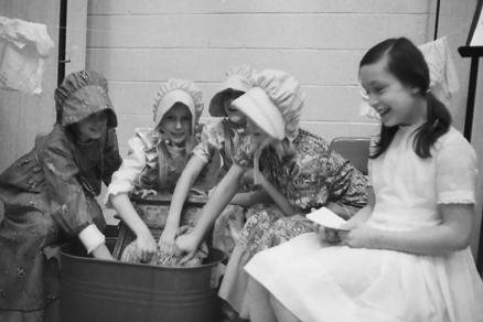 Sioux City Journal Archives for Nov. 18: Street car drama - Vimarsana News