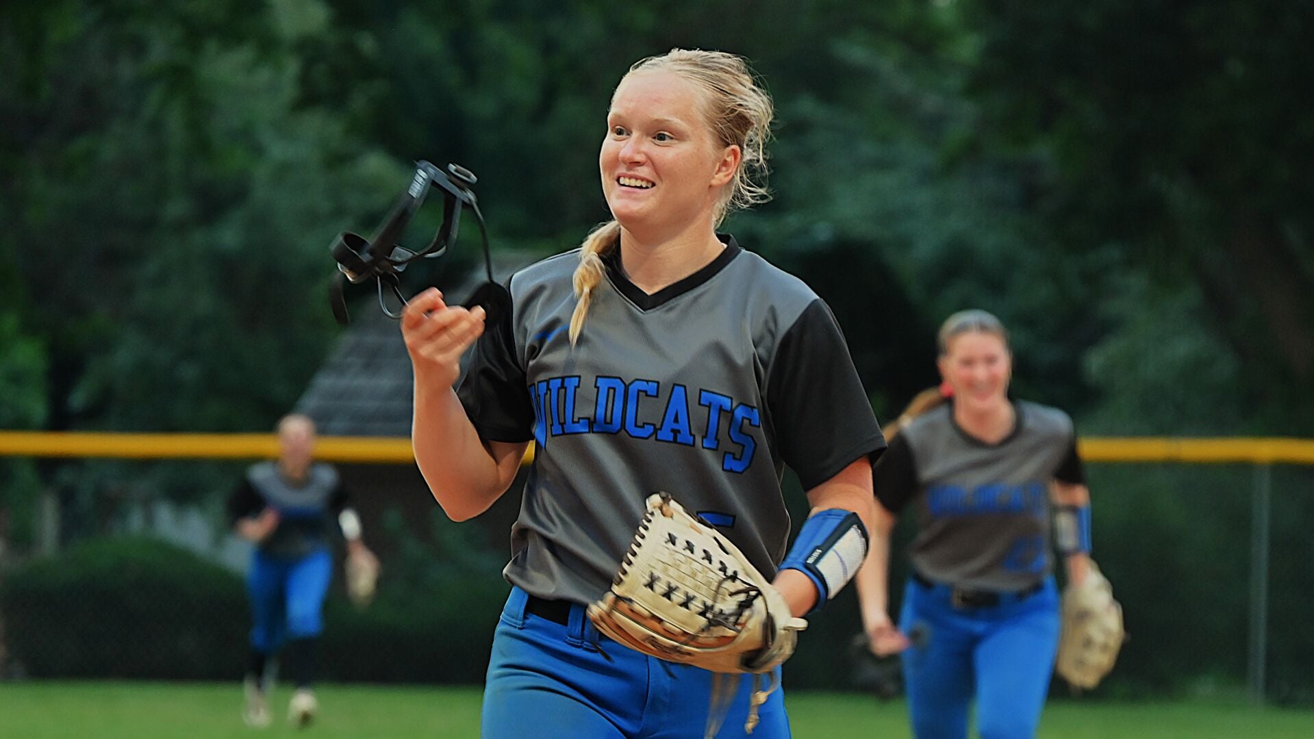 No. 4 West Lyon outlasts Unity Christian to remain unbeaten