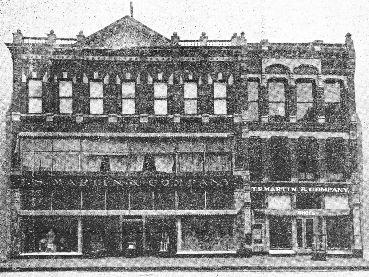 Lynn And College Street Iowa City Lynn And College Street Iowa City
