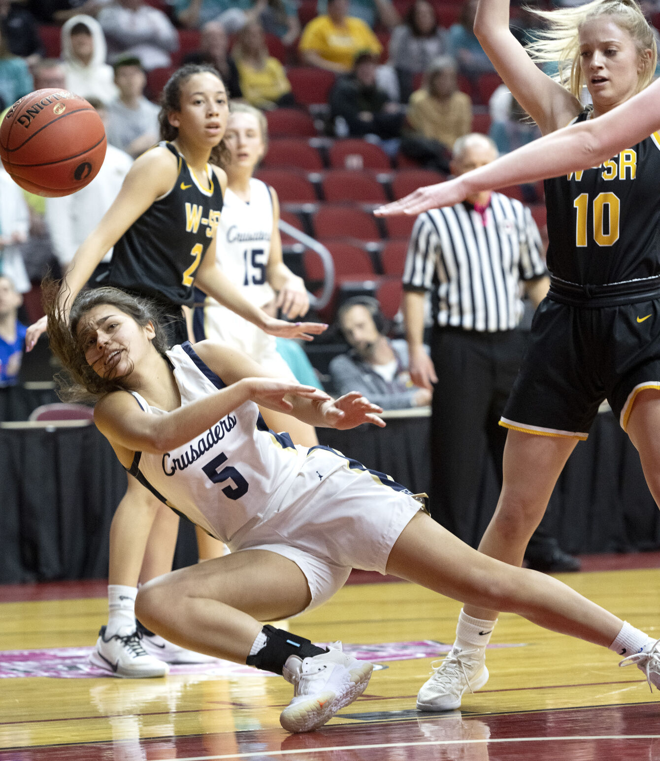 PHOTOS: Iowa Girls Basketball Tournament Tuesday Action