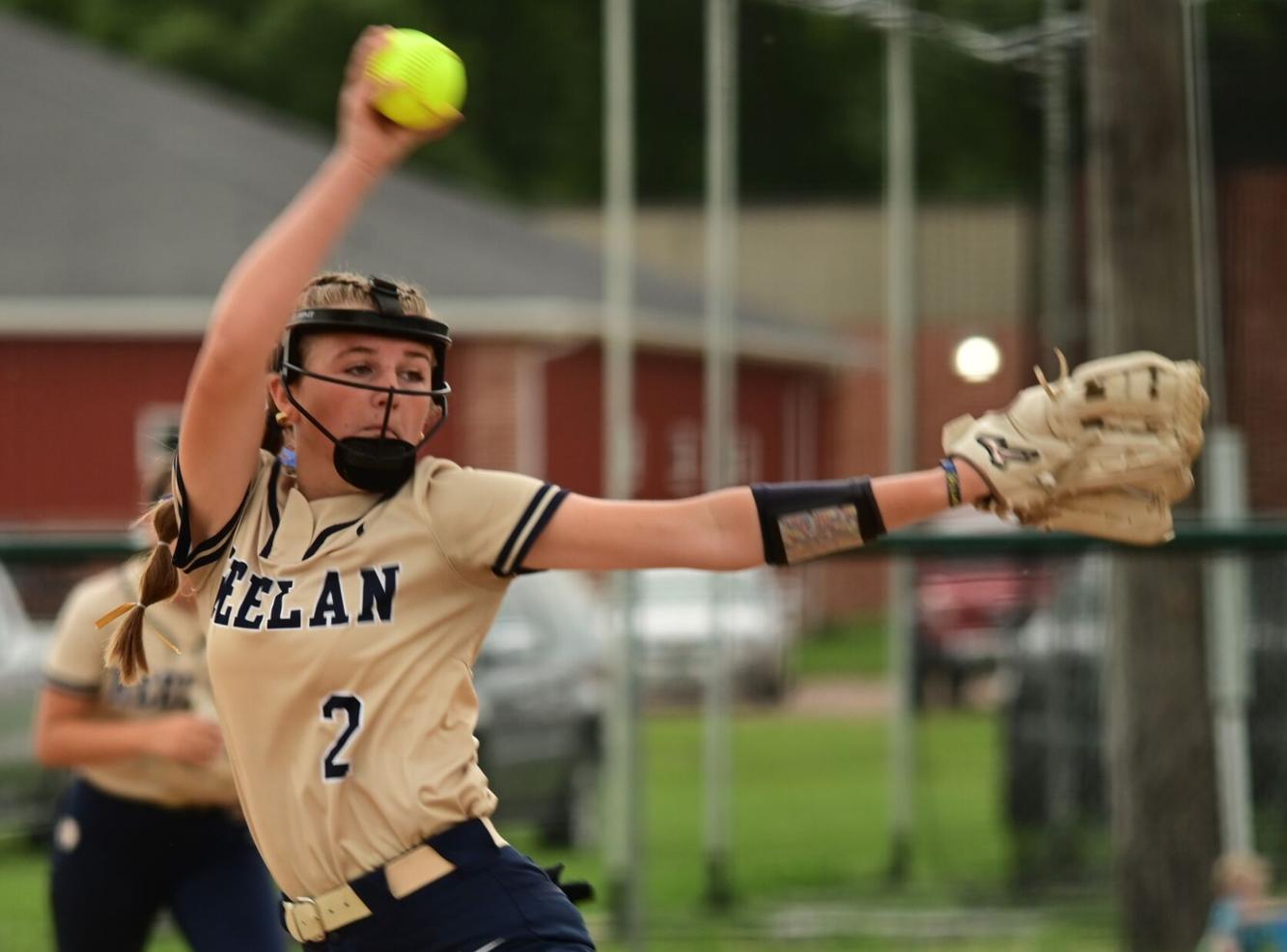 PHOTOS Heelan at Le Mars, MRAC softball