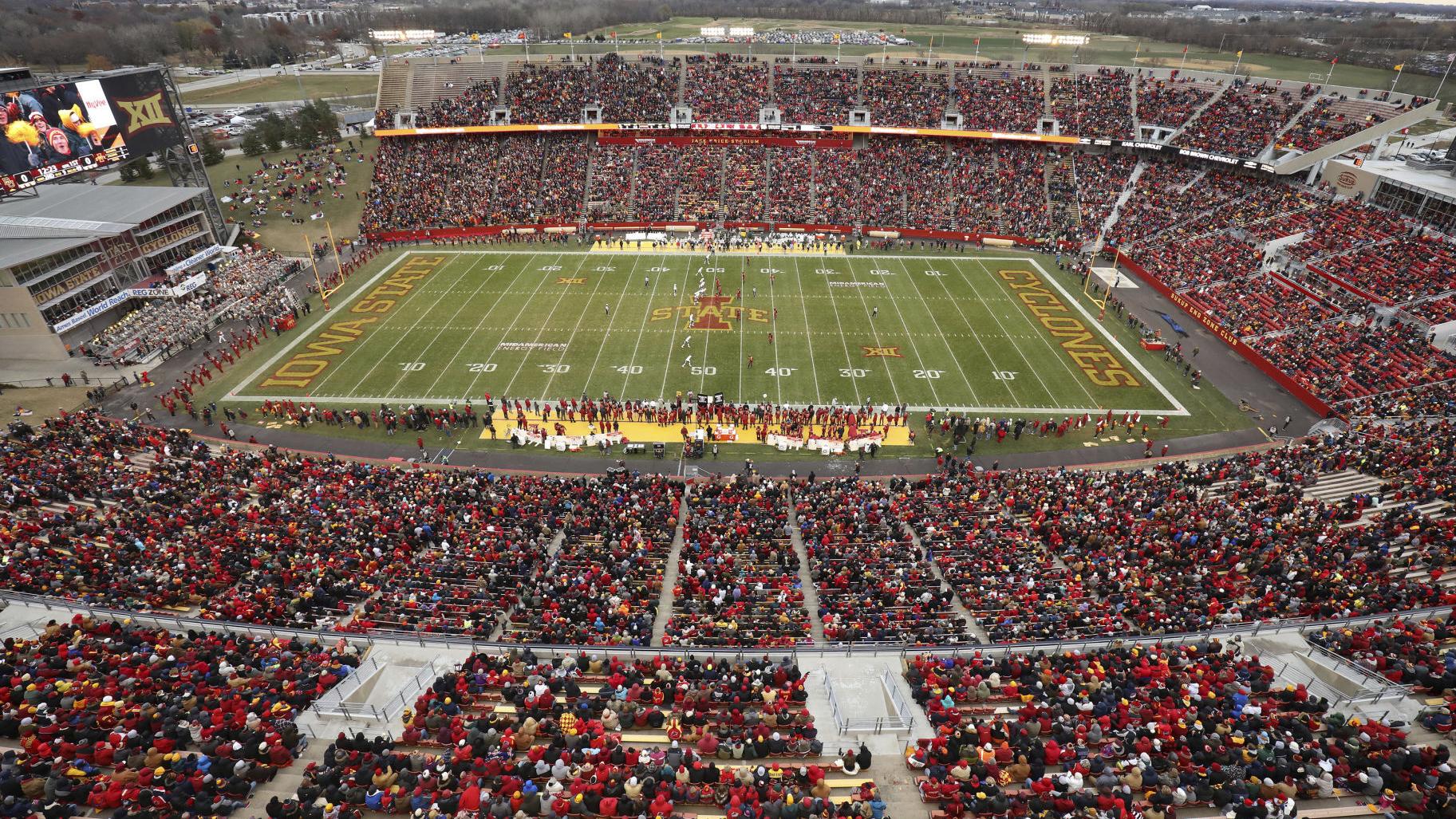 Iowa State Announces Plan To Let 25 000 Fans In Football Home Opener College Sports Siouxcityjournal Com Iowa State Announces Plan To Let 25 000 Fans In Football Home Opener College Sports Siouxcityjournal Com