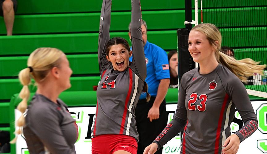 River Valley volleyball rolls over West Monona in 3 sets