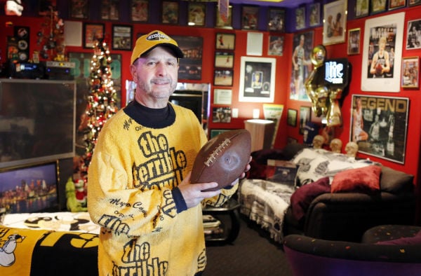 Chiefs superfan shares his love of team with yard display