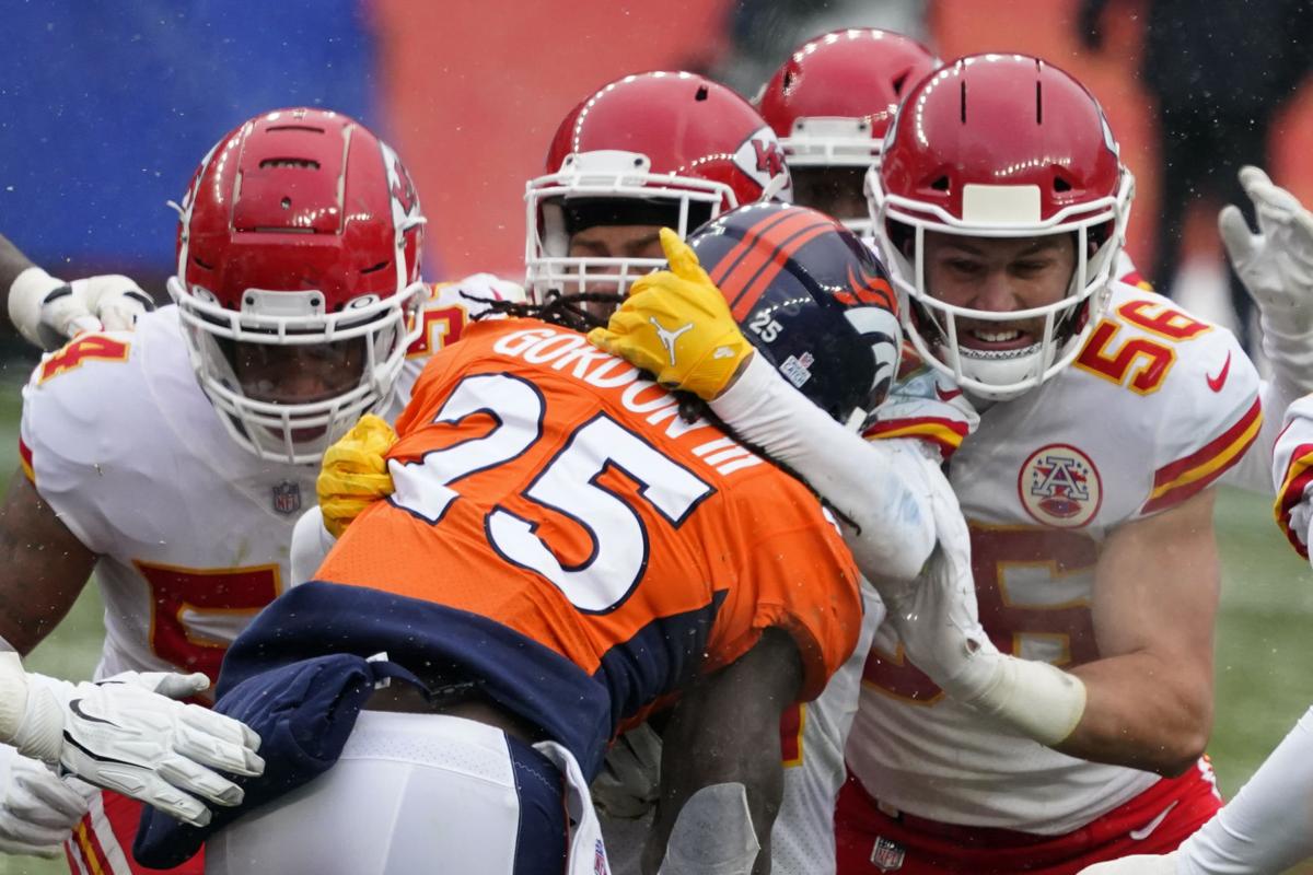 Kansas City Chiefs rout Broncos 43-16 as Patrick Mahomes ...