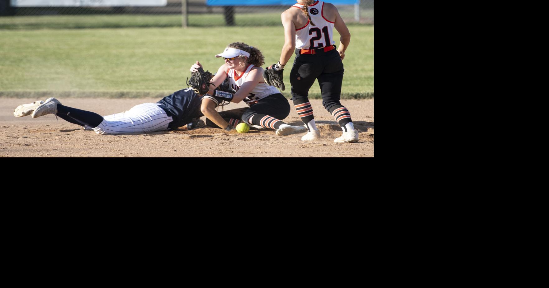 MRAC SOFTBALL Heelan earns five firstteam allconference spots