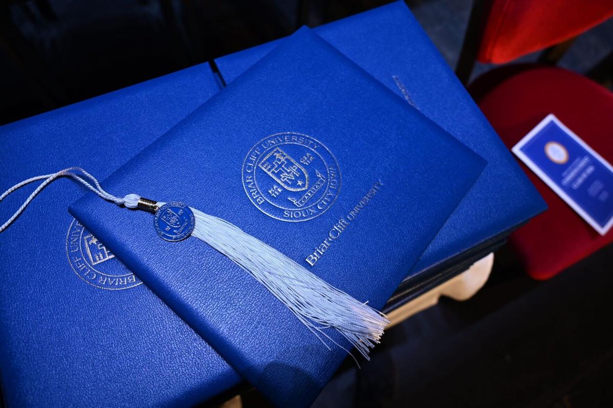 Briar Cliff Hosts 95th Commencement Ceremomy