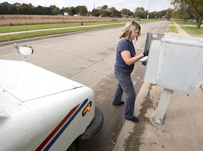 Mail carrier Traci Launsby