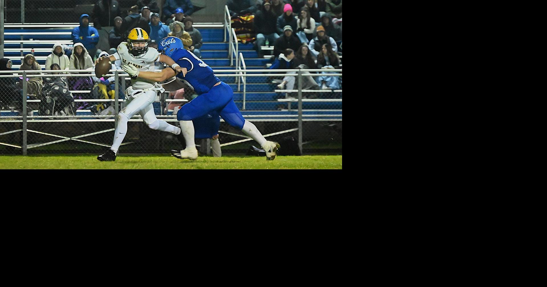 High school football: Woodbury Central takes top-5 clash against St. Albert