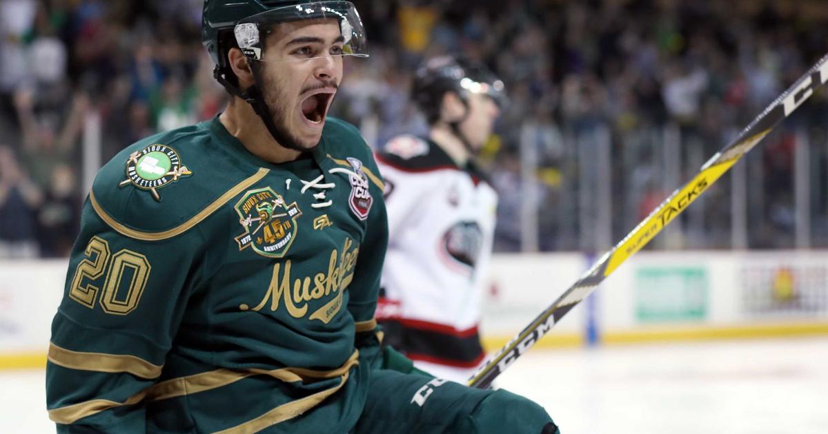 Morgan Rothstein Photos: Chicago Steel at Musketeers hockey