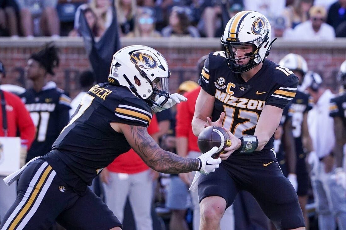 Make an impact': Are all those Missouri uniforms fashion dos or don'ts?, Mizzou Football