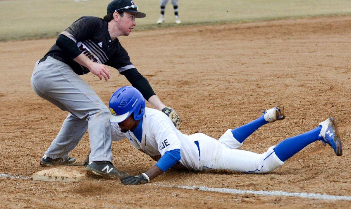 Baseball Morningside at Briar Cliff