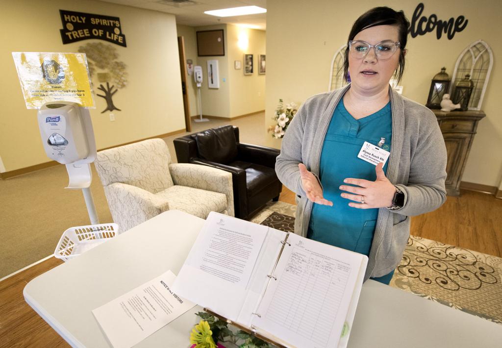 Sioux City Hospitals Restricting Visitors Over Covid 19 Concerns Local News Siouxcityjournal Com