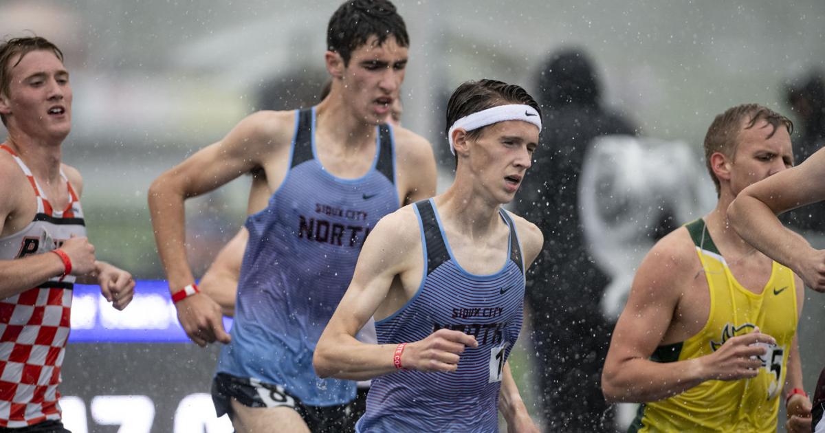 East's Kaia Downs, North's Gabe Nash named Dan Lennon Invitational MVPs