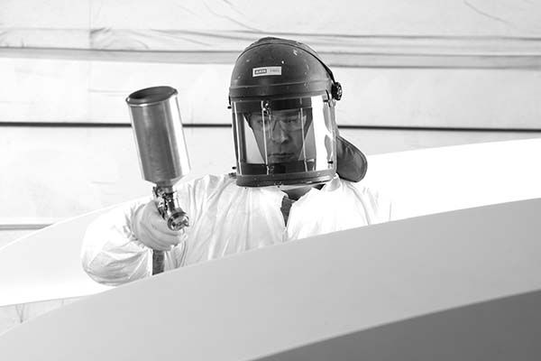 Quatro Composites LLC