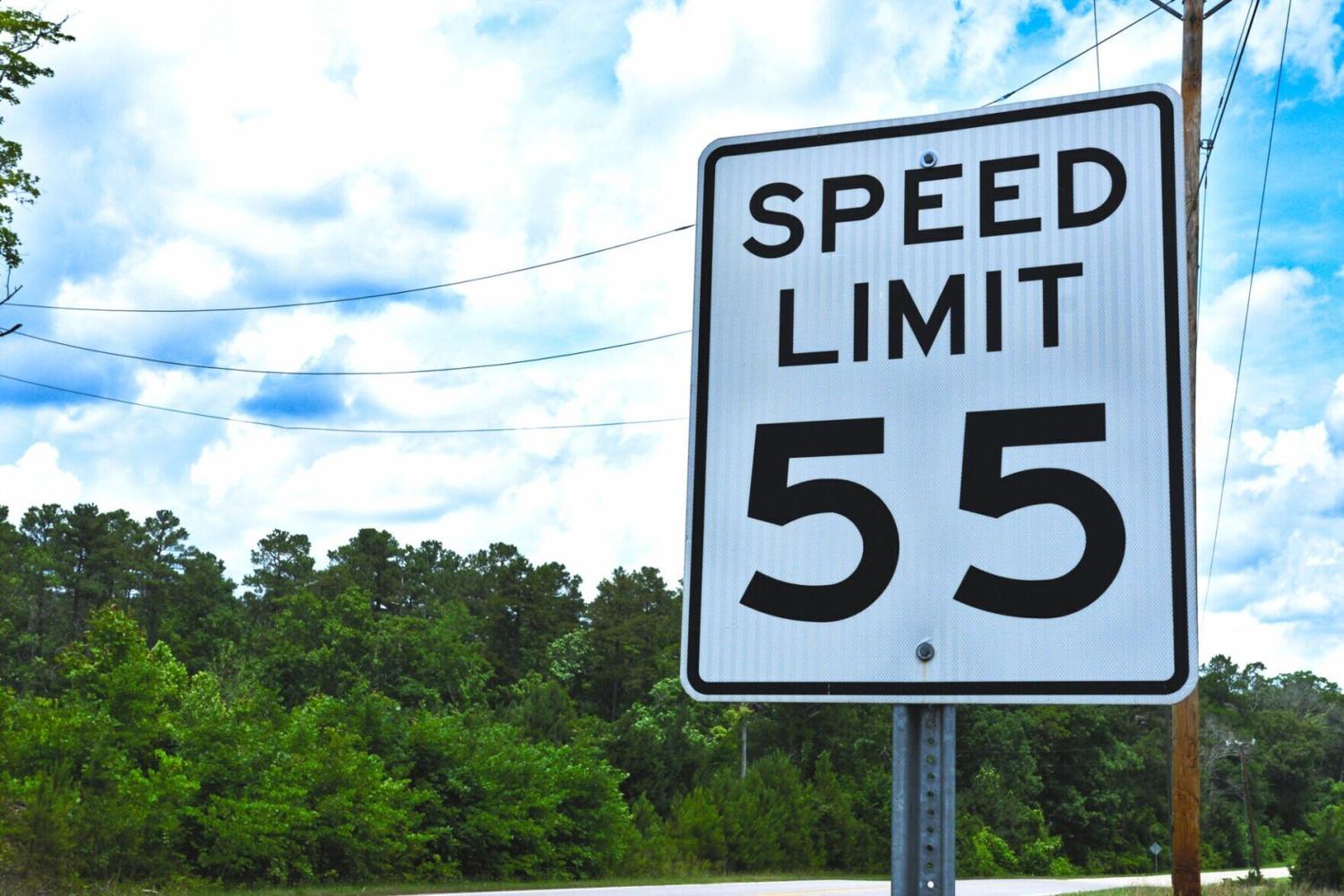Speed limit on Woodbury County roads to temporarily stay at 55 mph, as new state law raises limit to 60 mph