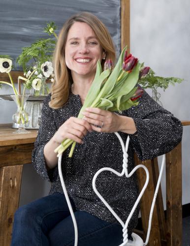Valentines flowers Honeysuckle Hollow