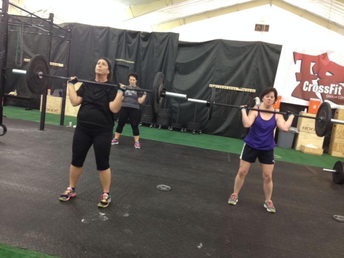 Challenge Sense Of Community Fuel Crossfit Craze Local Lifestyles Siouxcityjournal Com