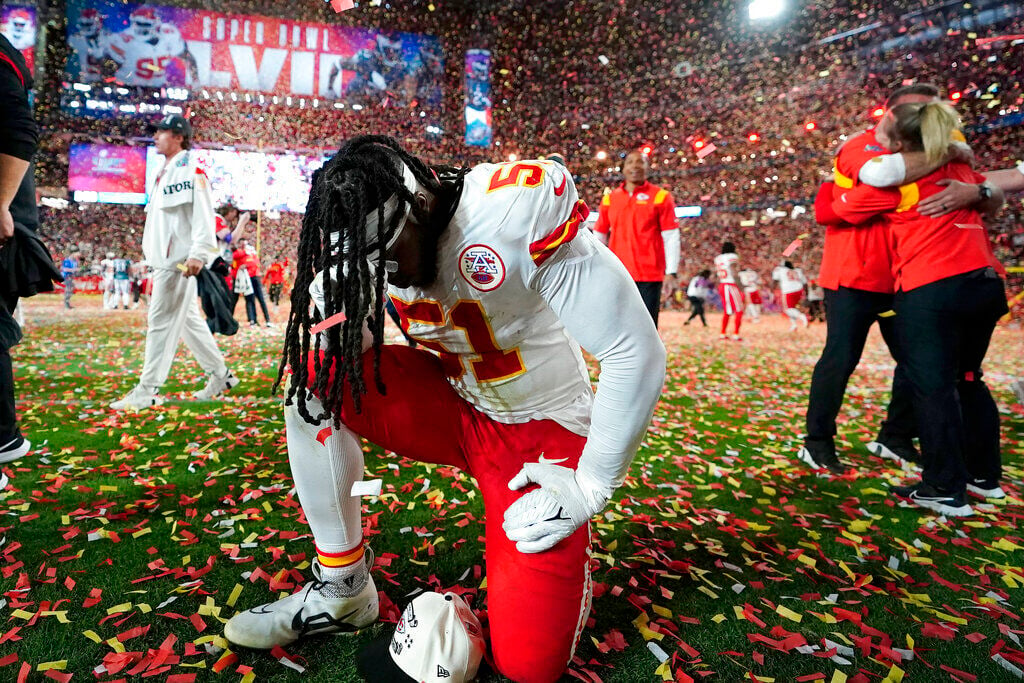 Chiefs' Mecole Hardman, Nick Allegretti receive special deliveries ahead of  Super Bowl LVII