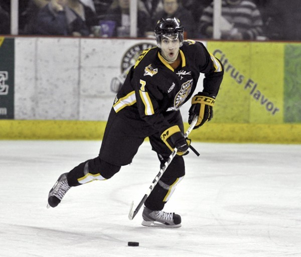 Gamblers Clinch Home Ice for the 1st Round of Playoffs - Green Bay Gamblers  Hockey