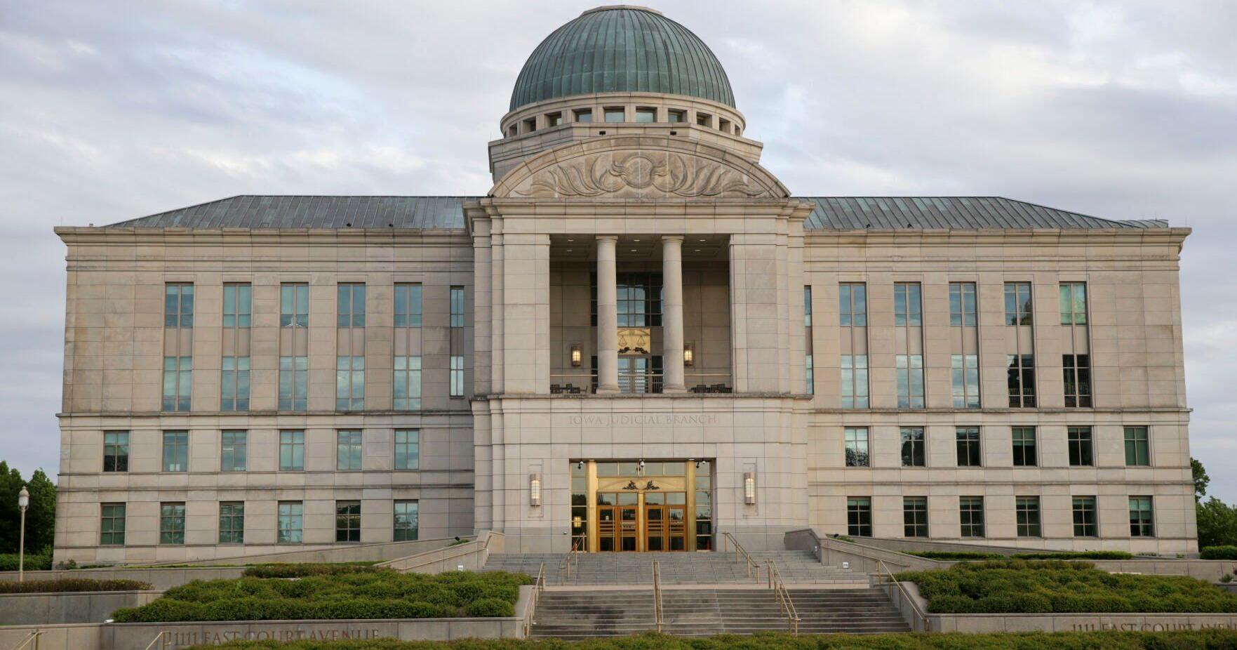 Iowa bill gives governor more sway over court appointments - Vimarsana News