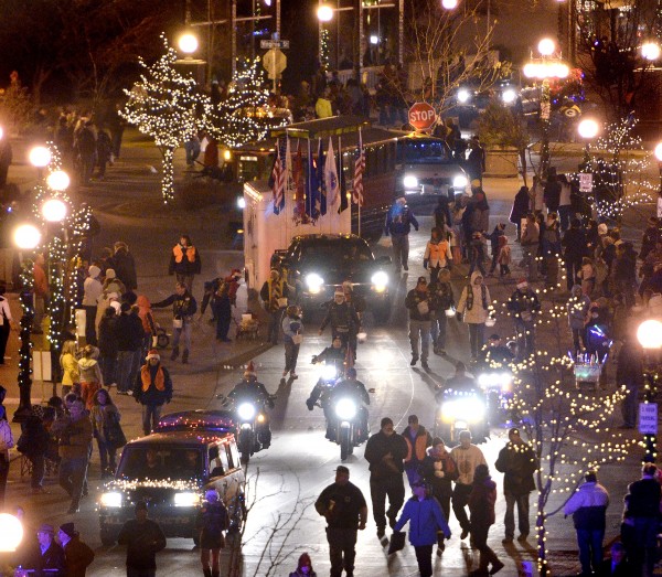 Photos Holiday lighted parade Local news