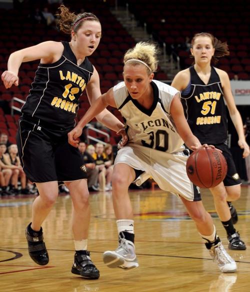 Lawton Bronson Vs Oa Bcig Girls Basketball Siouxcityjournal Com