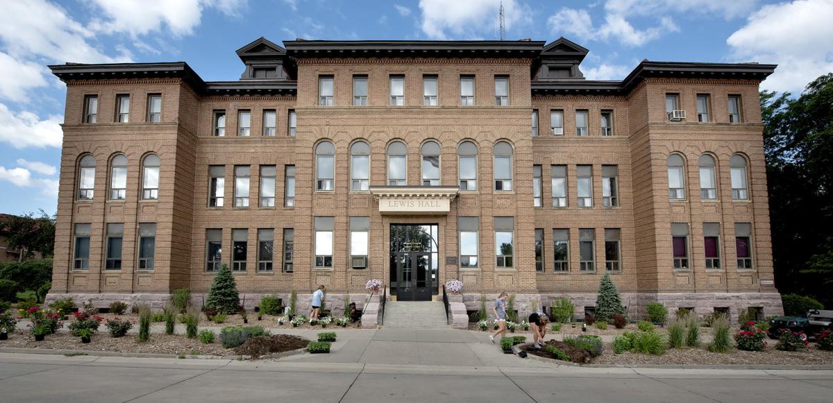 Sioux City college campuses offer picturesque setting