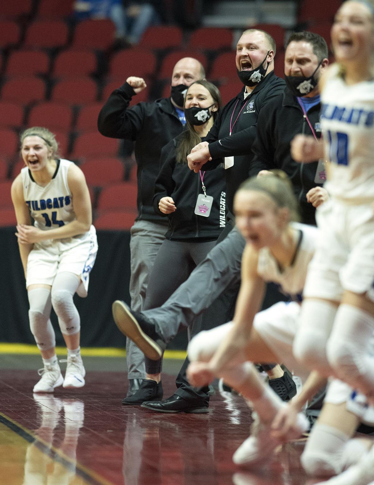 West Lyon vs West Burlington girls state basketball