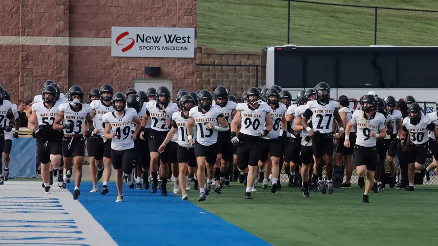 WSC visits Bemidji State Saturday afternoon in NSIC cross-division matchup