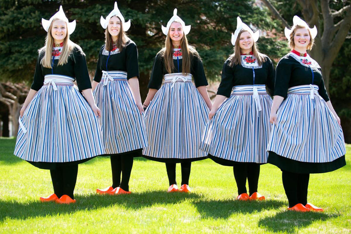 Dutch Dozen performances remain steeped in old world traditions