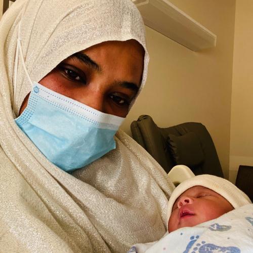 Patrick Mahomes' Baby Photo With His Parents Goes Viral—'Cute