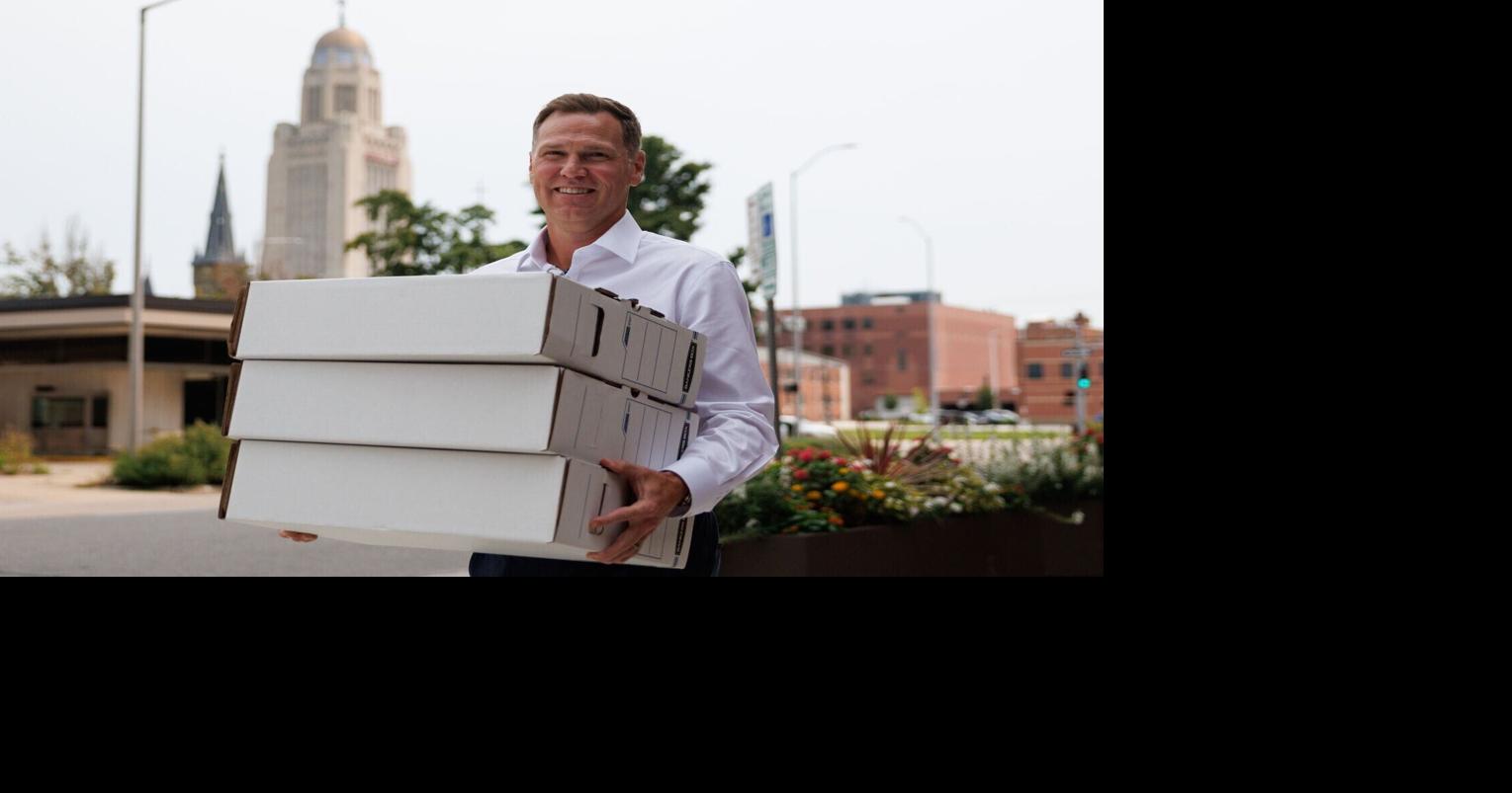 Former State Sen. Brett Lindstrom submits signatures for Nebraska governor bid