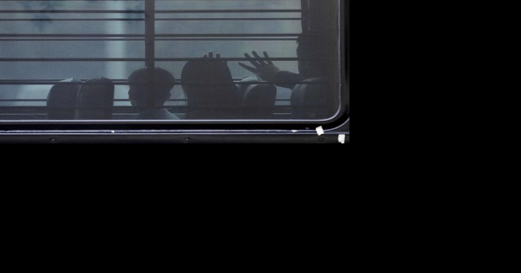 Volunteers flock to immigration courts to support migrants