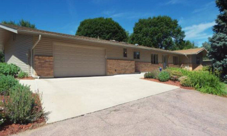 33451 Hwy 75 - $400,000