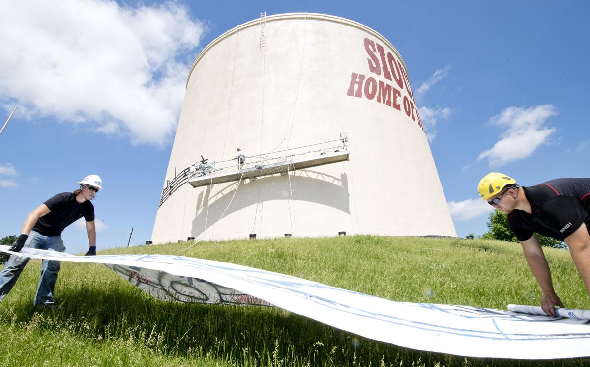 Musical Paint Job Puts Sioux City Sue On Singing Hills Water