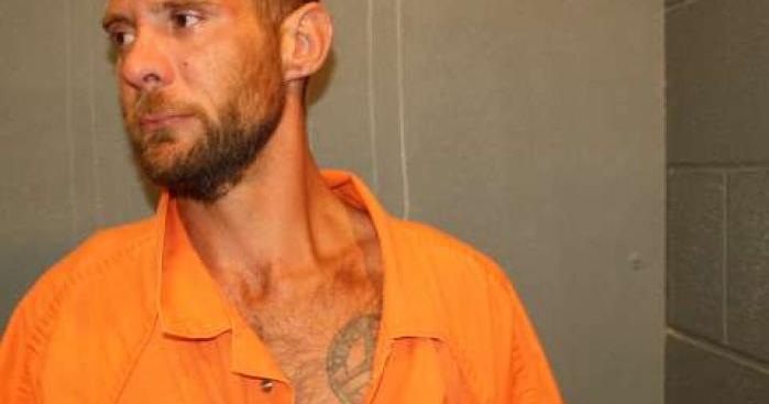 Sioux City man set fire to house with family inside, police say