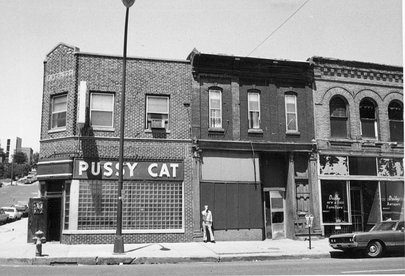 Photos Lower Fourth Street