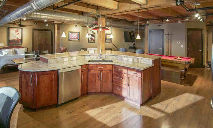 302 Jones St. Unit 506, Sioux City - $205,000