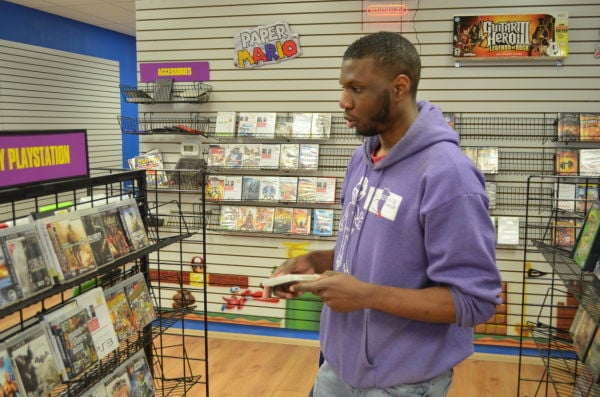 Young entrepreneur brings game consoles back to life