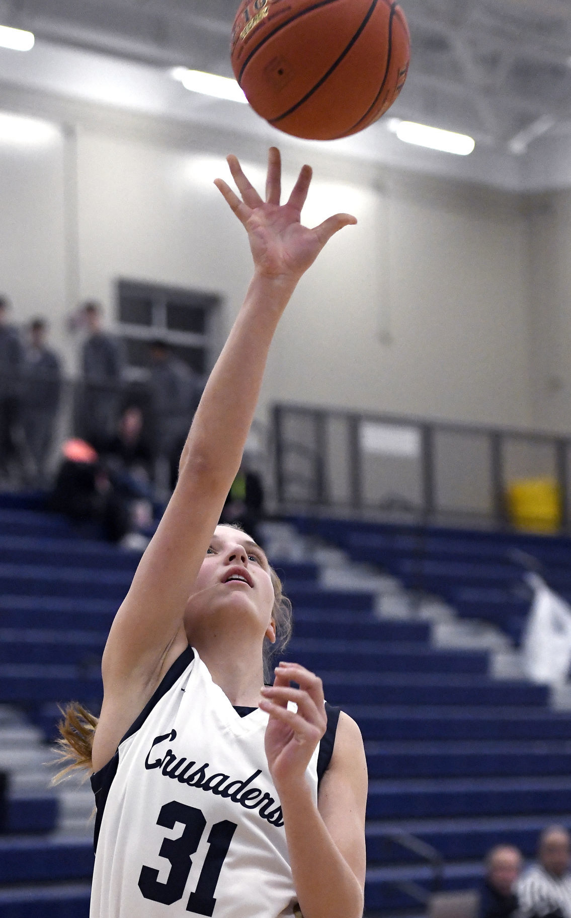 Bishop Heelan Bounces Back Moves Into Tie For MRAC Lead High School Siouxcityjournal