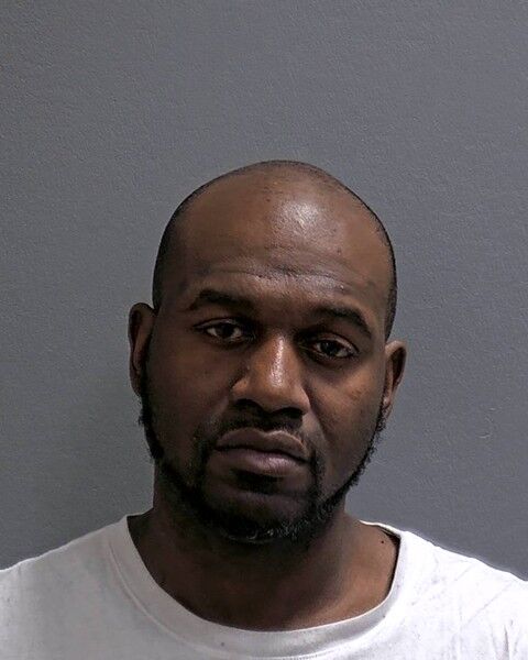 Sioux City man pleads not guilty of sexual abuse of children
