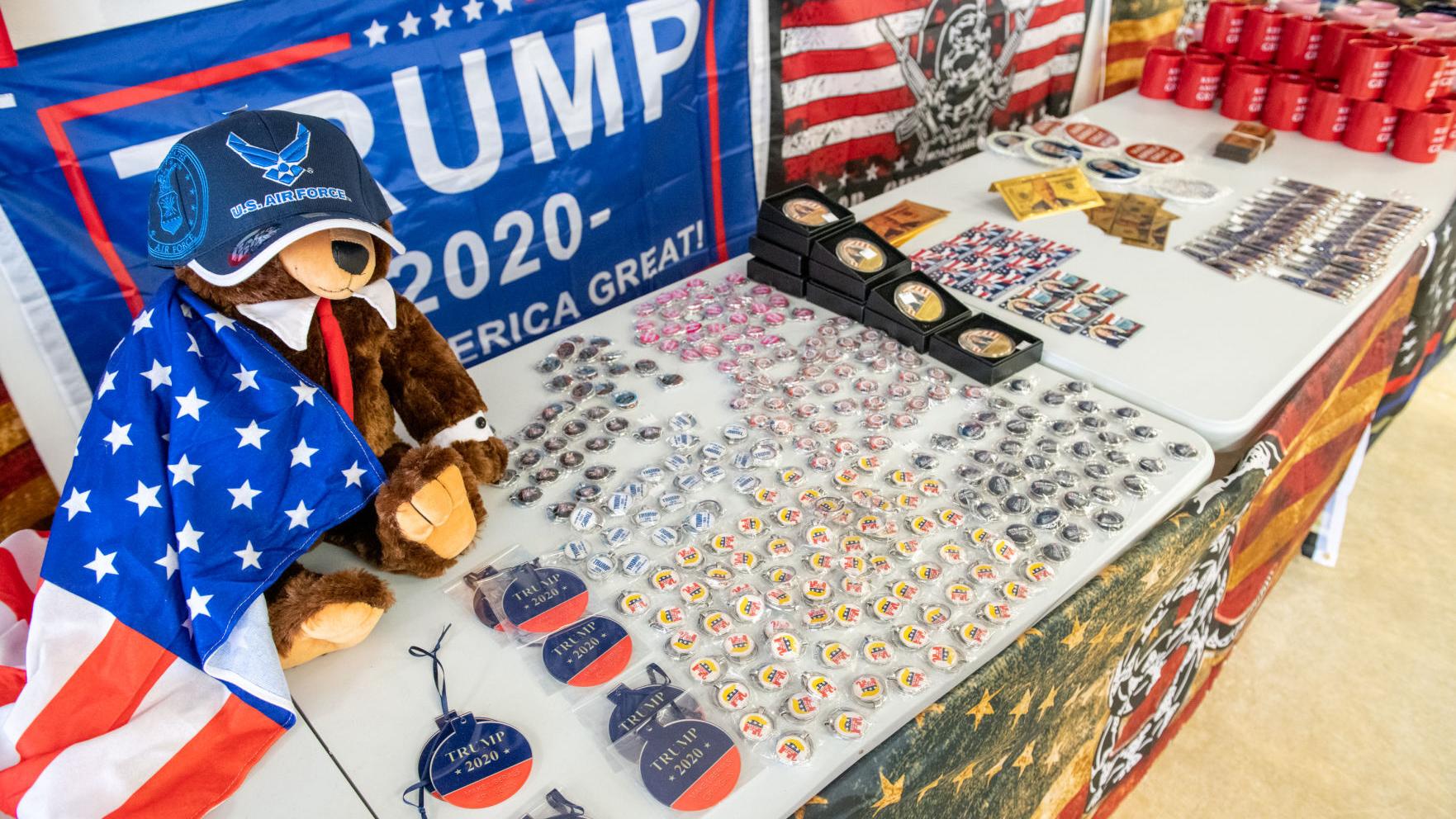 Trump Shop On Hamilton Boulevard Offers Campaign Merch Aims To Be Open Four More Years Local News Siouxcityjournal Com