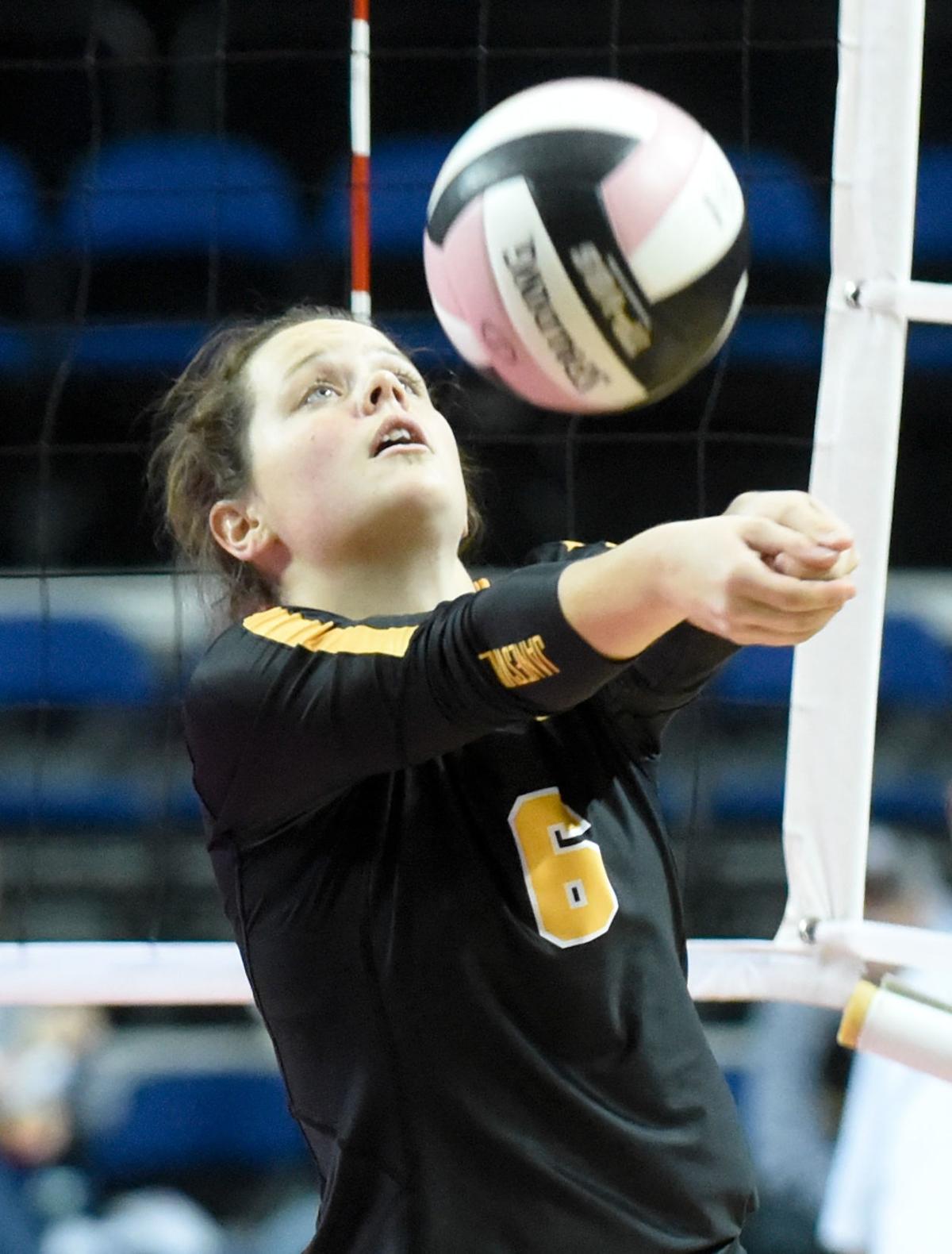 Iowa State Volleyball 1A Janesville vs. Holy Trinity