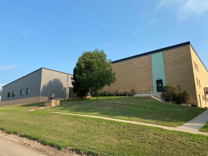 Newcastle, Nebraska, school closed due to dwindling student numbers