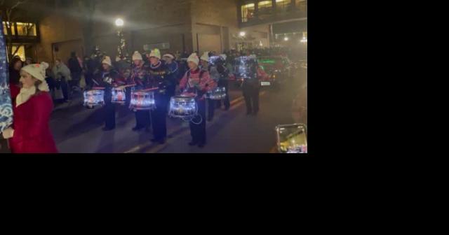 Sioux City prepares for annual Holiday Lighted Parade - Vimarsana News