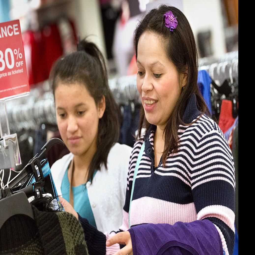 Siouxland Stores Push Up Hours On Thanksgiving Day Deals Business Siouxcityjournal Com