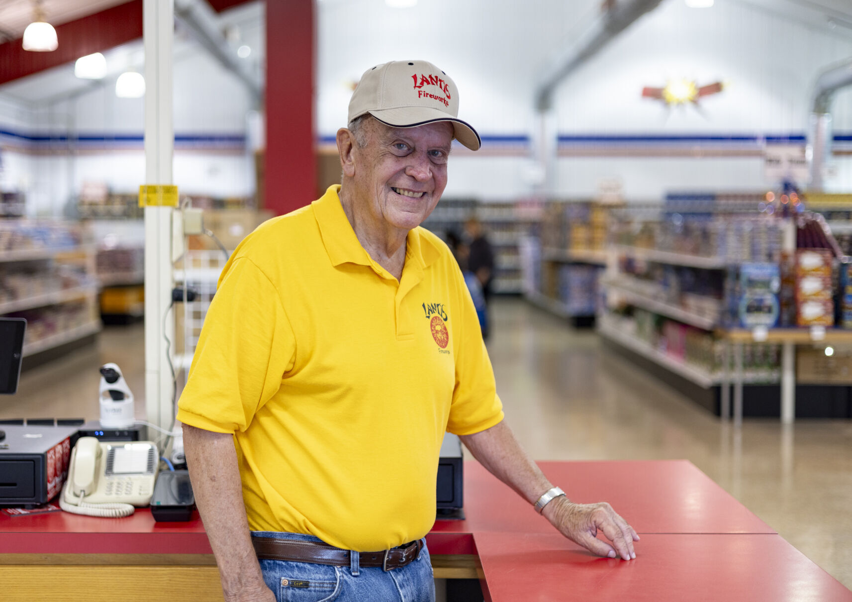 Five Questions with ... Lantis Fireworks' Don Lantis - Vimarsana News